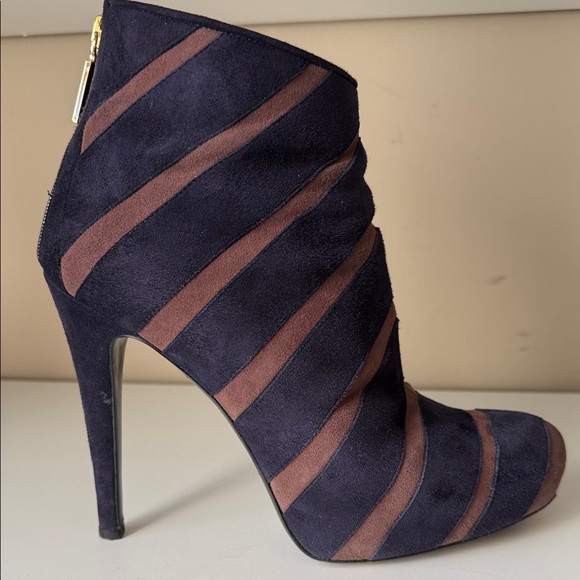 Bruno Magli Women's Ankle Boots in Navy and Brown - Picture 8 of 14